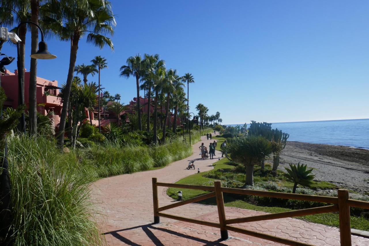 Salinas. Apartment For 4. Terrace/Parking/Pools/Gym/4Mins Beach Estepona Exteriér fotografie