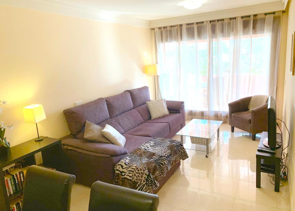 Salinas. Apartment For 4. Terrace/Parking/Pools/Gym/4Mins Beach Estepona Exteriér fotografie
