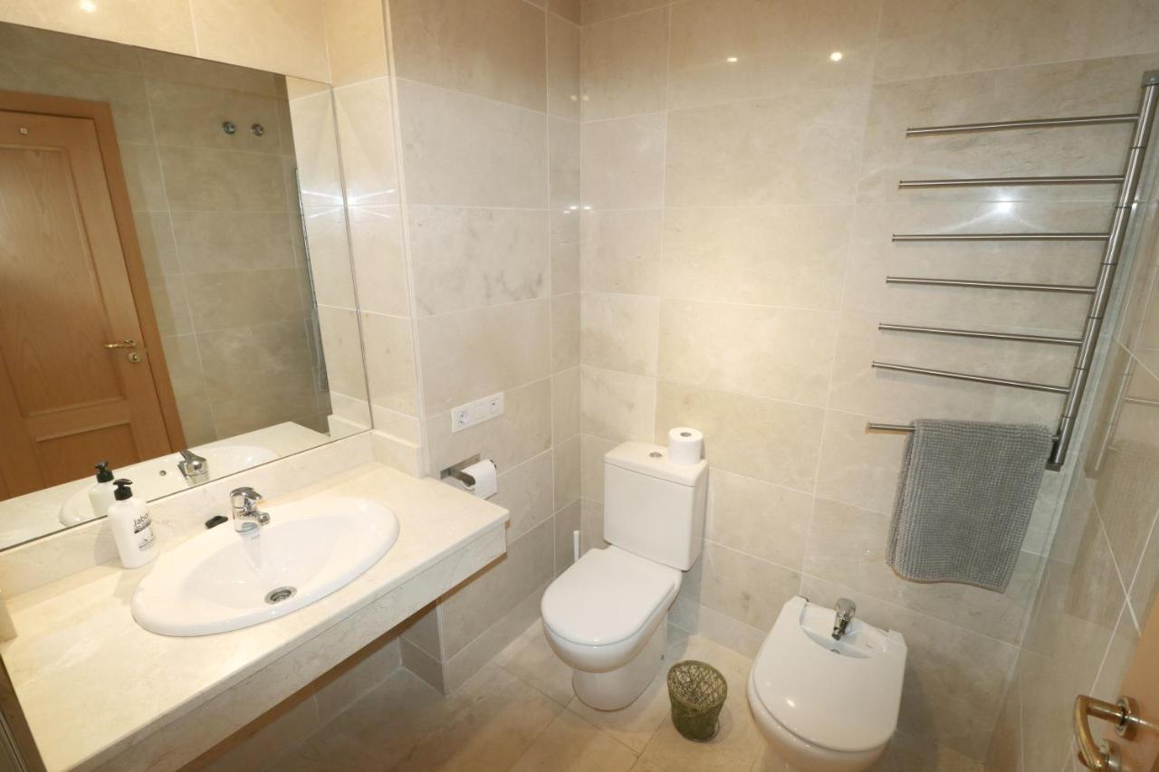 Salinas. Apartment For 4. Terrace/Parking/Pools/Gym/4Mins Beach Estepona Exteriér fotografie